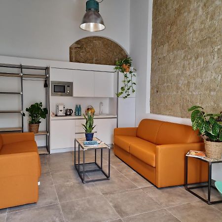 Borgo Dei Miracoli Hotel Наполи Екстериор снимка