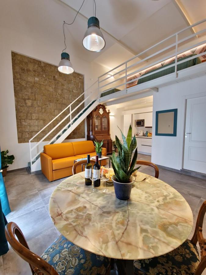 Borgo Dei Miracoli Hotel Наполи Екстериор снимка
