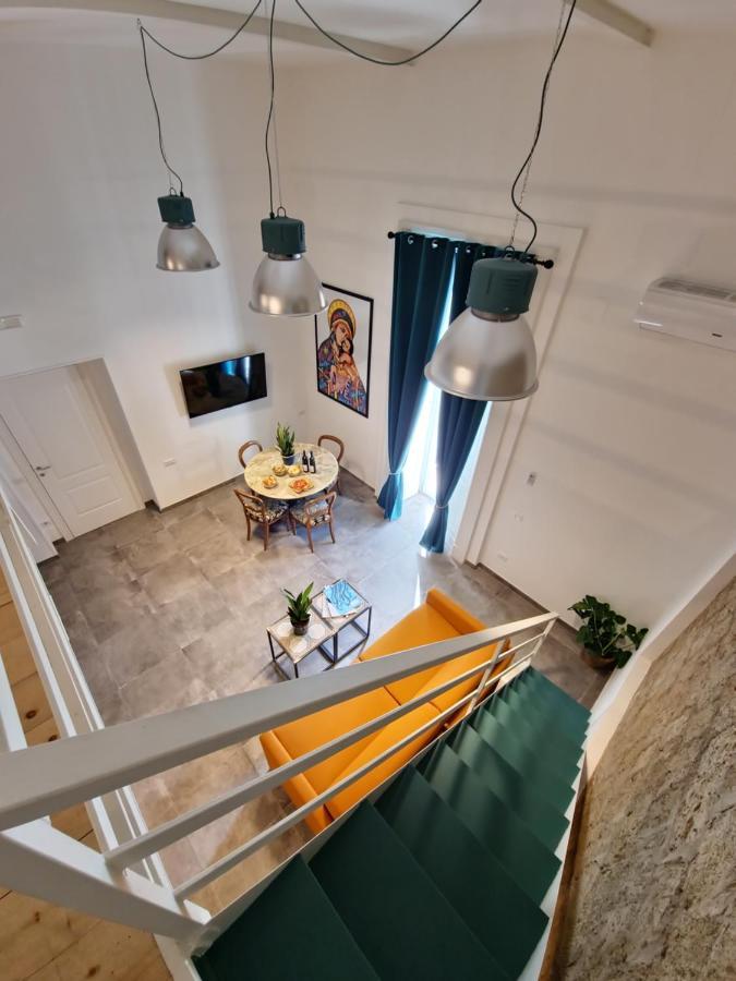 Borgo Dei Miracoli Hotel Наполи Екстериор снимка
