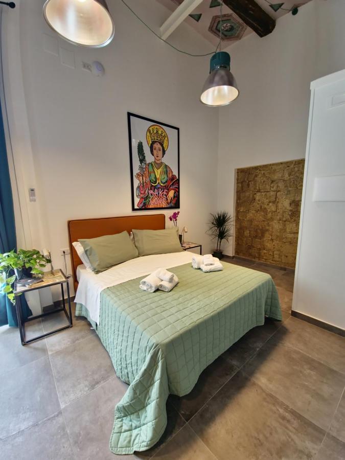 Borgo Dei Miracoli Hotel Наполи Екстериор снимка