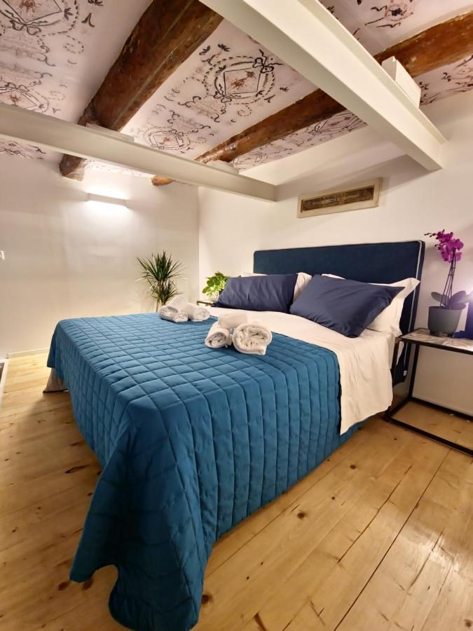 Borgo Dei Miracoli Hotel Наполи Екстериор снимка